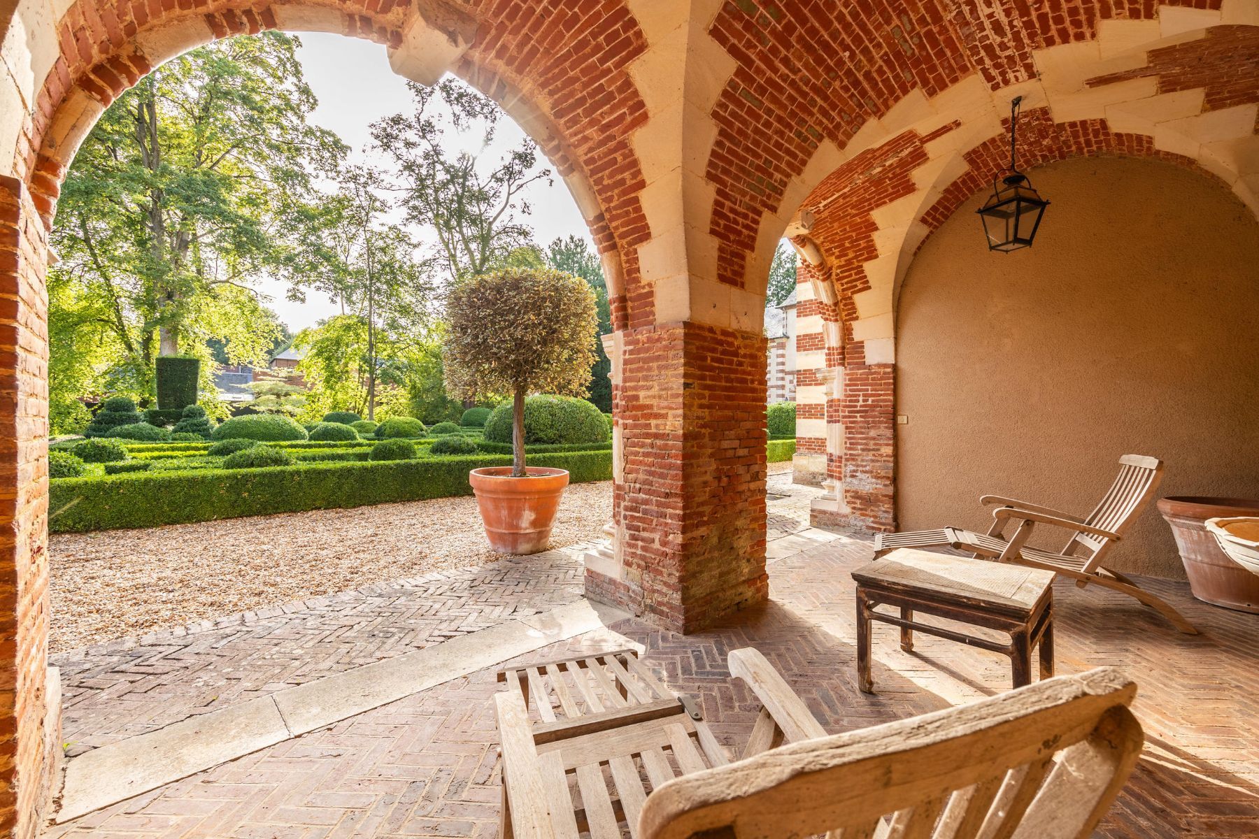 Chateau Lyons la Foret villa photo.
